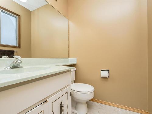 10308 172 Avenue, Edmonton, AB - Indoor Photo Showing Bathroom