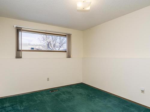 10308 172 Avenue, Edmonton, AB - Indoor Photo Showing Other Room