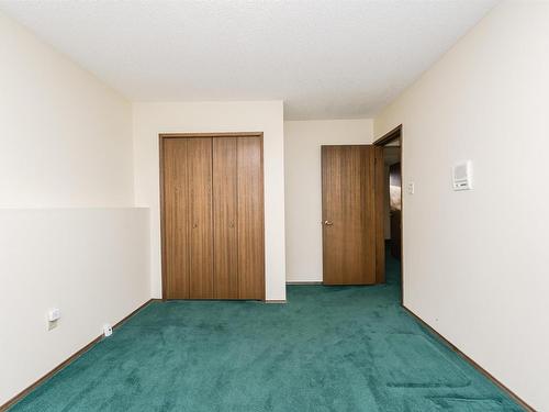 10308 172 Avenue, Edmonton, AB - Indoor Photo Showing Other Room