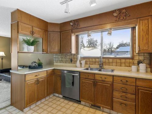 2 Labelle Crescent, St. Albert, AB - Indoor Photo Showing Kitchen With Double Sink