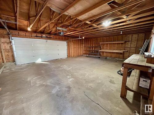 4528 45 Avenue, Stony Plain, AB - Indoor Photo Showing Garage