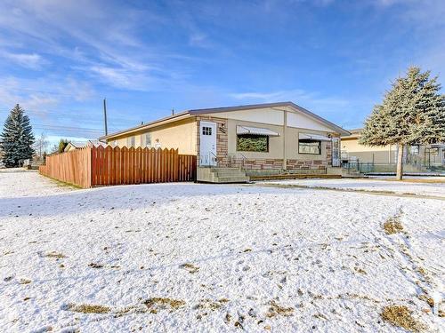 13002 69 Street, Edmonton, AB - Outdoor