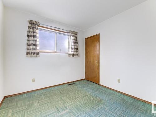 13002 69 Street, Edmonton, AB - Indoor Photo Showing Other Room