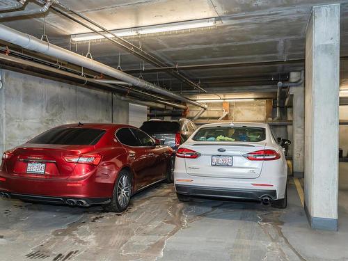 2703 10136 104 Street, Edmonton, AB - Indoor Photo Showing Garage