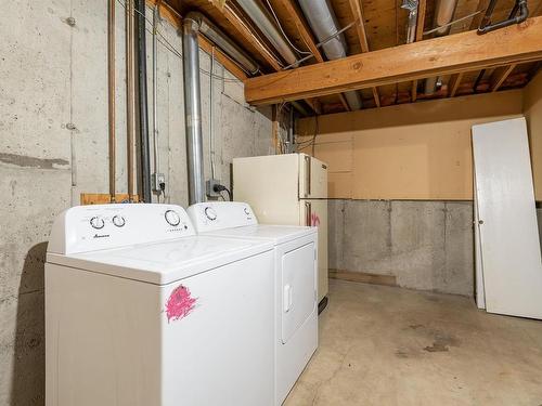 5 1651 46 Street, Edmonton, AB - Indoor Photo Showing Laundry Room