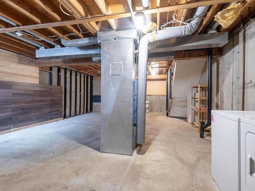 5 1651 46 Street, Edmonton, AB - Indoor Photo Showing Basement