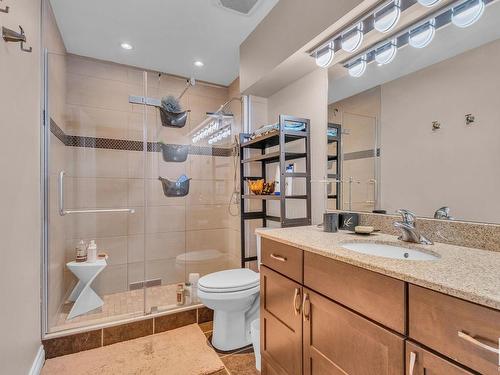 640 Crimson Drive, Sherwood Park, AB - Indoor Photo Showing Bathroom