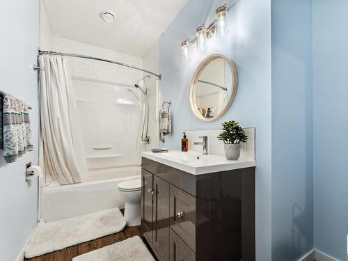 105 Summerstone Lane, Sherwood Park, AB - Indoor Photo Showing Bathroom