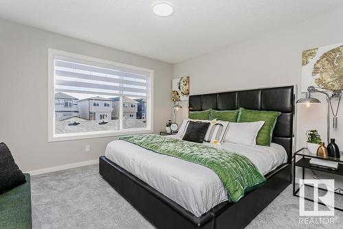 200 Hawthorn Way, Leduc, AB - Indoor Photo Showing Bedroom