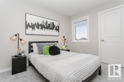 200 Hawthorn Way, Leduc, AB - Indoor Photo Showing Bedroom