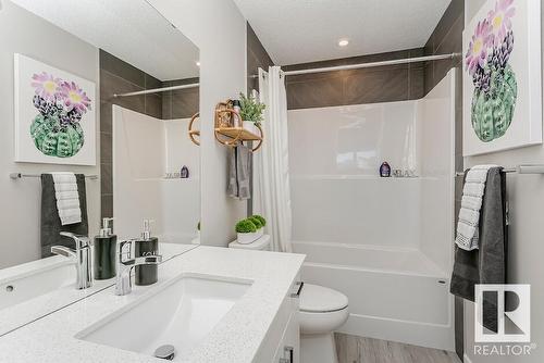 200 Hawthorn Way, Leduc, AB - Indoor Photo Showing Bathroom