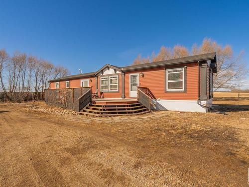 60102 Hwy 827, Rural Thorhild County, AB - Outdoor With Deck Patio Veranda