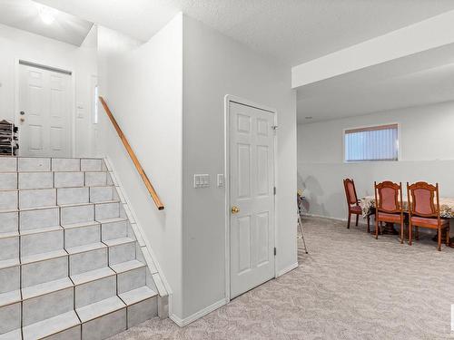 15920 90 Nw, Edmonton, AB 