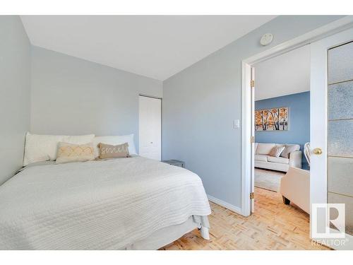 404 11025 Jasper Avenue, Edmonton, AB - Indoor Photo Showing Bedroom