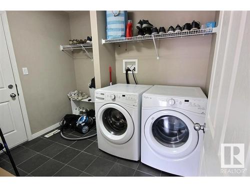 631 56 Street, Edmonton, AB - Indoor Photo Showing Laundry Room