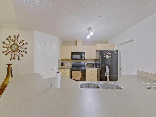 307 5280 Terwillegar Boulevard, Edmonton, AB - Indoor Photo Showing Dining Room