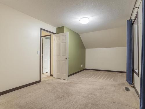 11817 65 Street, Edmonton, AB - Indoor Photo Showing Other Room