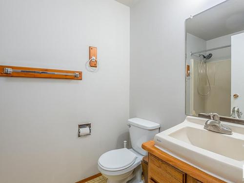 3216 41 Street, Leduc, AB - Indoor Photo Showing Bathroom