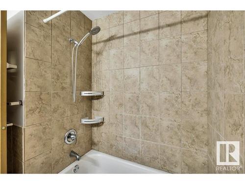 221 Oeming Road, Edmonton, AB - Indoor Photo Showing Bathroom