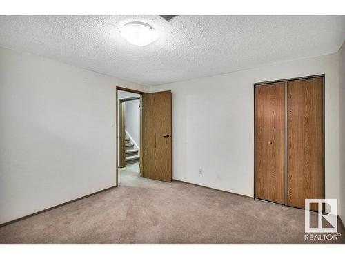 221 Oeming Road, Edmonton, AB - Indoor