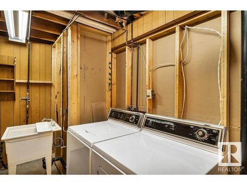 221 Oeming Road, Edmonton, AB - Indoor Photo Showing Laundry Room