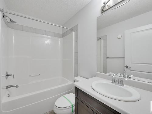 101 804 Welsh Drive, Edmonton, AB - Indoor Photo Showing Bathroom