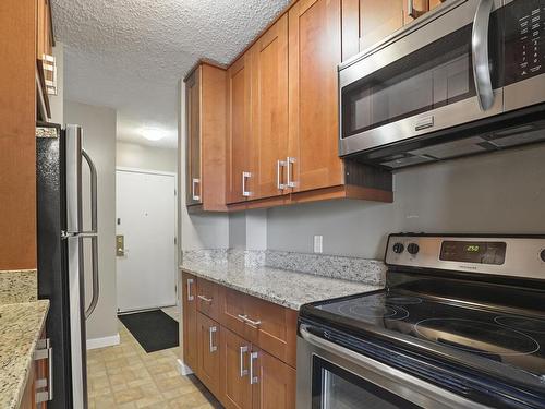 803 9909 110 Street, Edmonton, AB - Indoor Photo Showing Kitchen