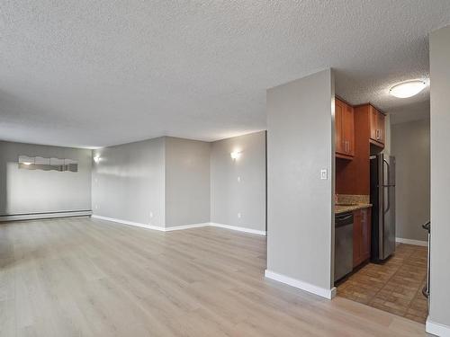 803 9909 110 Street, Edmonton, AB - Indoor Photo Showing Kitchen