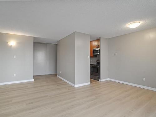 803 9909 110 Street, Edmonton, AB - Indoor Photo Showing Other Room