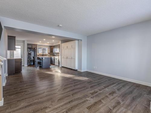 327 Nelson Drive, Spruce Grove, AB - Indoor