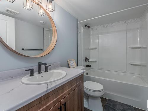 327 Nelson Drive, Spruce Grove, AB - Indoor Photo Showing Bathroom