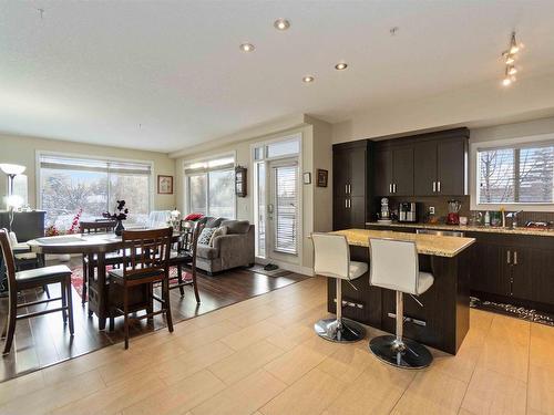 117 279 Wye Road, Sherwood Park, AB - Indoor Photo Showing Dining Room