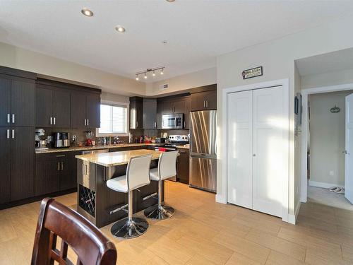 117 279 Wye Road, Sherwood Park, AB - Indoor Photo Showing Kitchen With Stainless Steel Kitchen