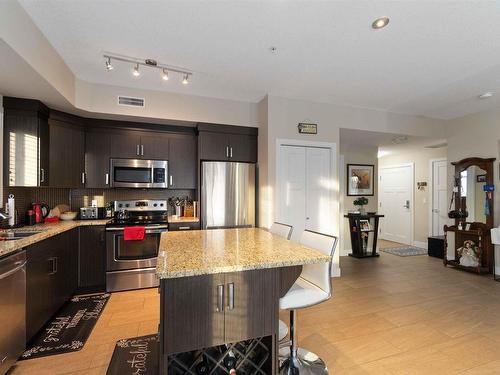 117 279 Wye Road, Sherwood Park, AB - Indoor Photo Showing Kitchen With Stainless Steel Kitchen