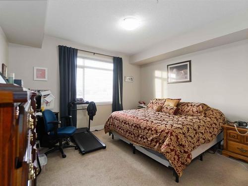 117 279 Wye Road, Sherwood Park, AB - Indoor Photo Showing Bedroom