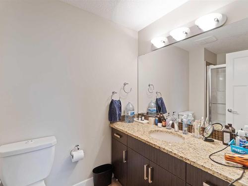 117 279 Wye Road, Sherwood Park, AB - Indoor Photo Showing Bathroom