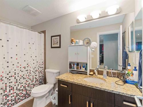 117 279 Wye Road, Sherwood Park, AB - Indoor Photo Showing Bathroom