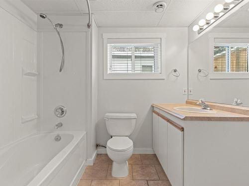 3423 42 Street, Edmonton, AB - Indoor Photo Showing Bathroom