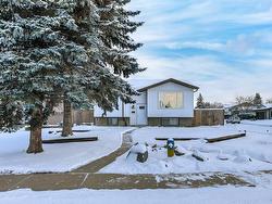 3423 42 ST NW  Edmonton, AB T6L 3Z4