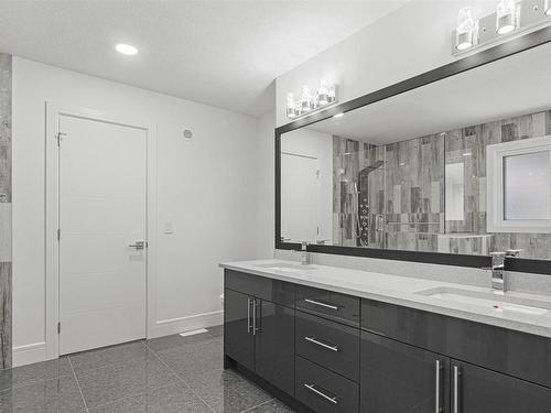 6059 Crawford Drive Sw, Edmonton, AB - Indoor Photo Showing Bathroom