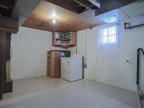 11219 104 Street, Edmonton, AB - Indoor Photo Showing Laundry Room