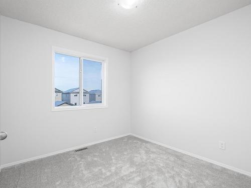 266 Avena Circle, Leduc, AB - Indoor Photo Showing Other Room