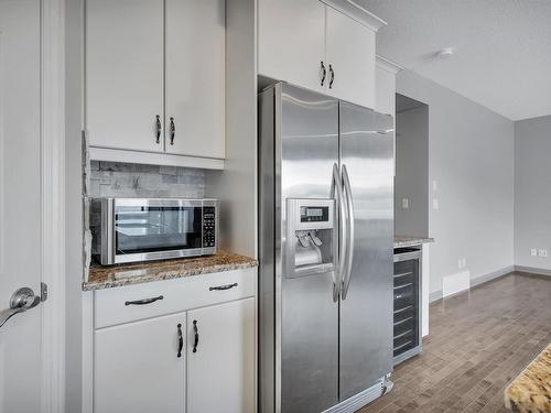 9 Southfork Close, Leduc, AB - Indoor Photo Showing Kitchen