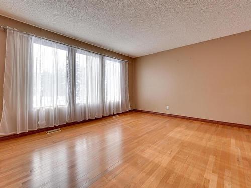 51 Windermere Drive, Spruce Grove, AB - Indoor Photo Showing Other Room