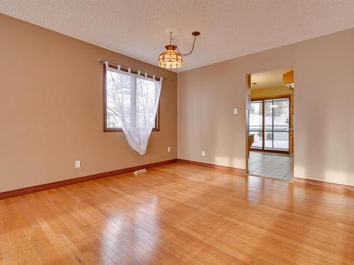 51 Windermere Drive, Spruce Grove, AB - Indoor Photo Showing Other Room