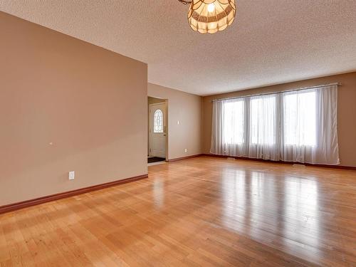 51 Windermere Drive, Spruce Grove, AB - Indoor Photo Showing Other Room