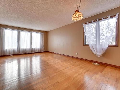 51 Windermere Drive, Spruce Grove, AB - Indoor Photo Showing Other Room