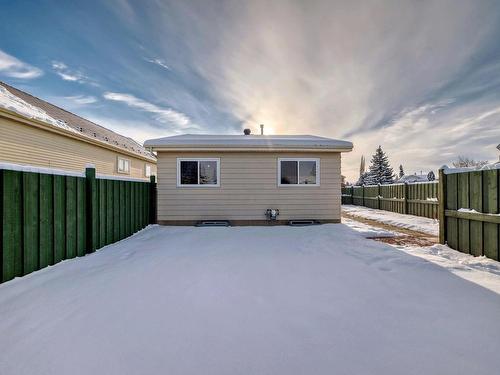 18724 95A Av Nw, Edmonton, AB 