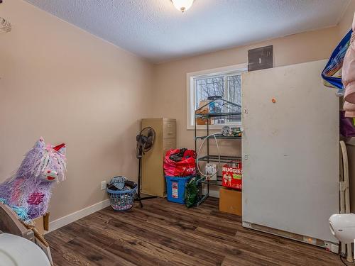 27 52318 Rge Road 25, Rural Parkland County, AB - Indoor Photo Showing Other Room