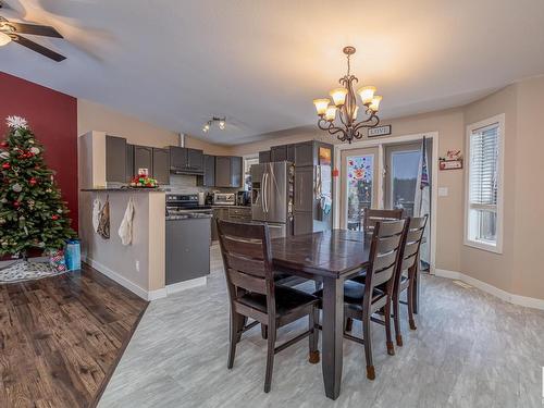 27 52318 Rge Road 25, Rural Parkland County, AB - Indoor Photo Showing Dining Room